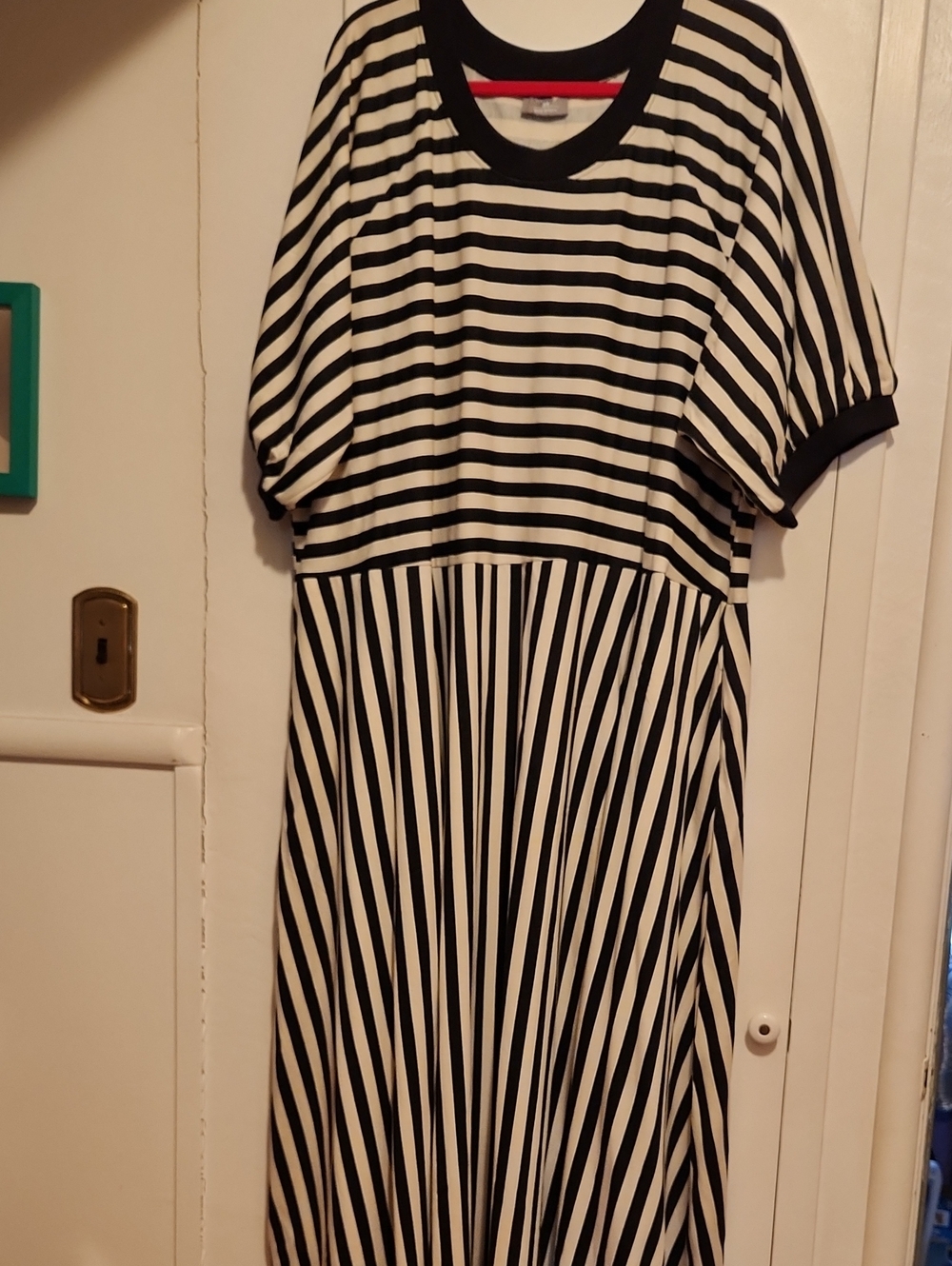 🔥Massey's Black & White Striped Maxi Dress